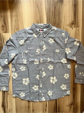ALOHAS Gray Button-Down Shirt with Cream Floral Print